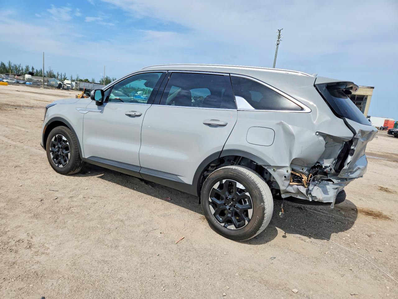 2026 KIA SORENTO S — снимка 2