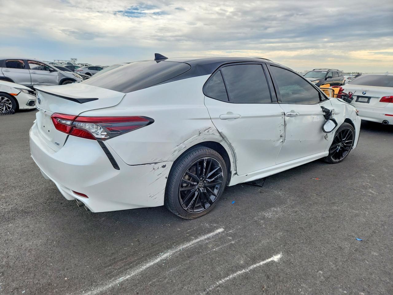 2021 TOYOTA CAMRY XSE — снимка 3