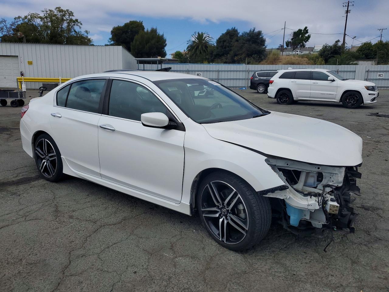 2017 HONDA ACCORD SPORT — снимка 4