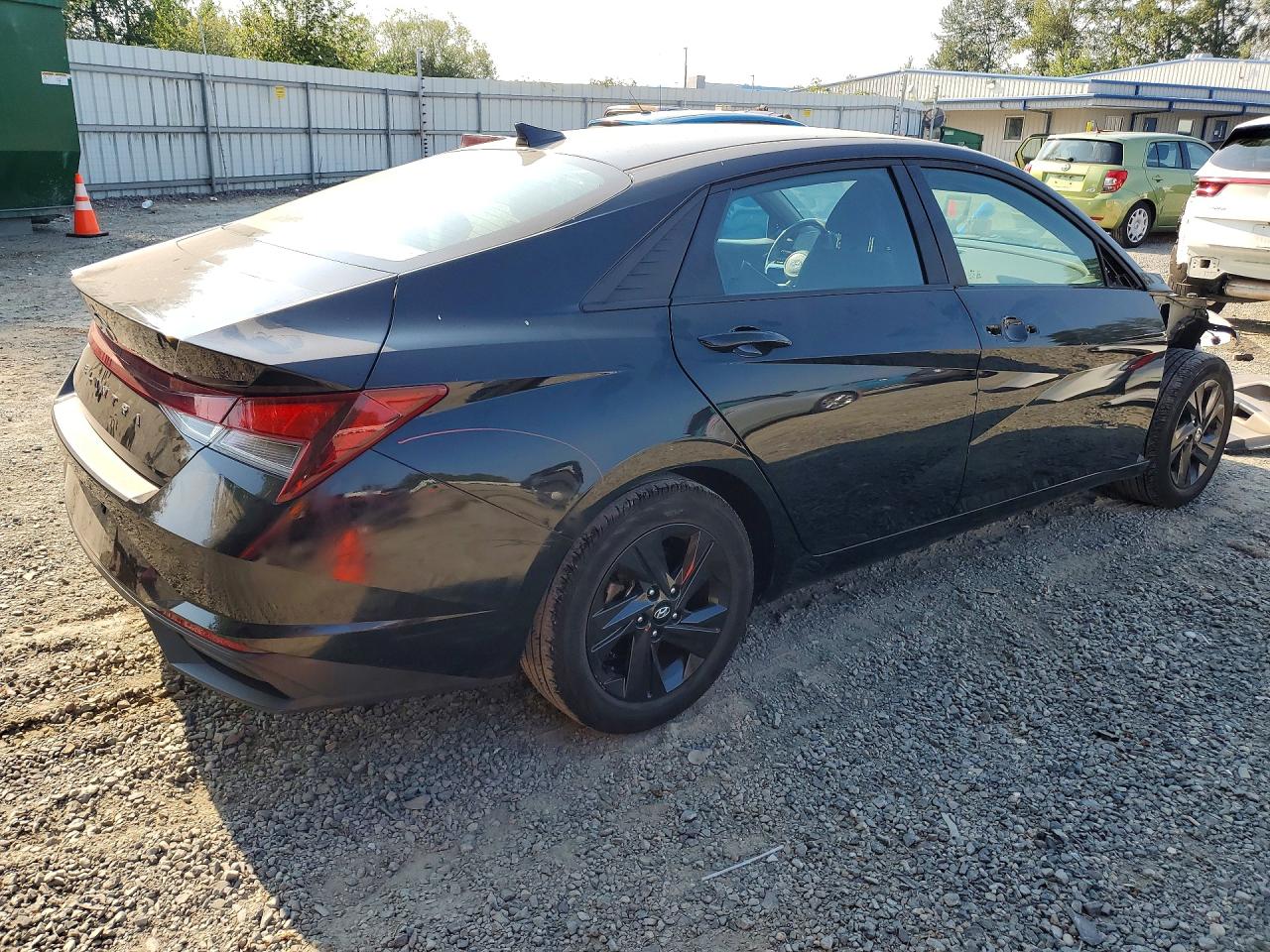 2022 HYUNDAI ELANTRA SEL — снимка 3