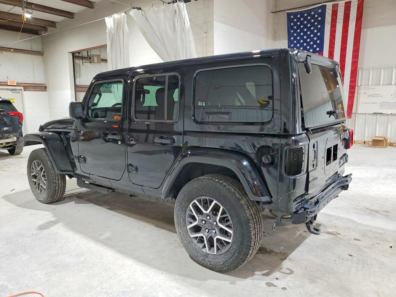 2026 JEEP WRANGLER SAHARA — снимка 2