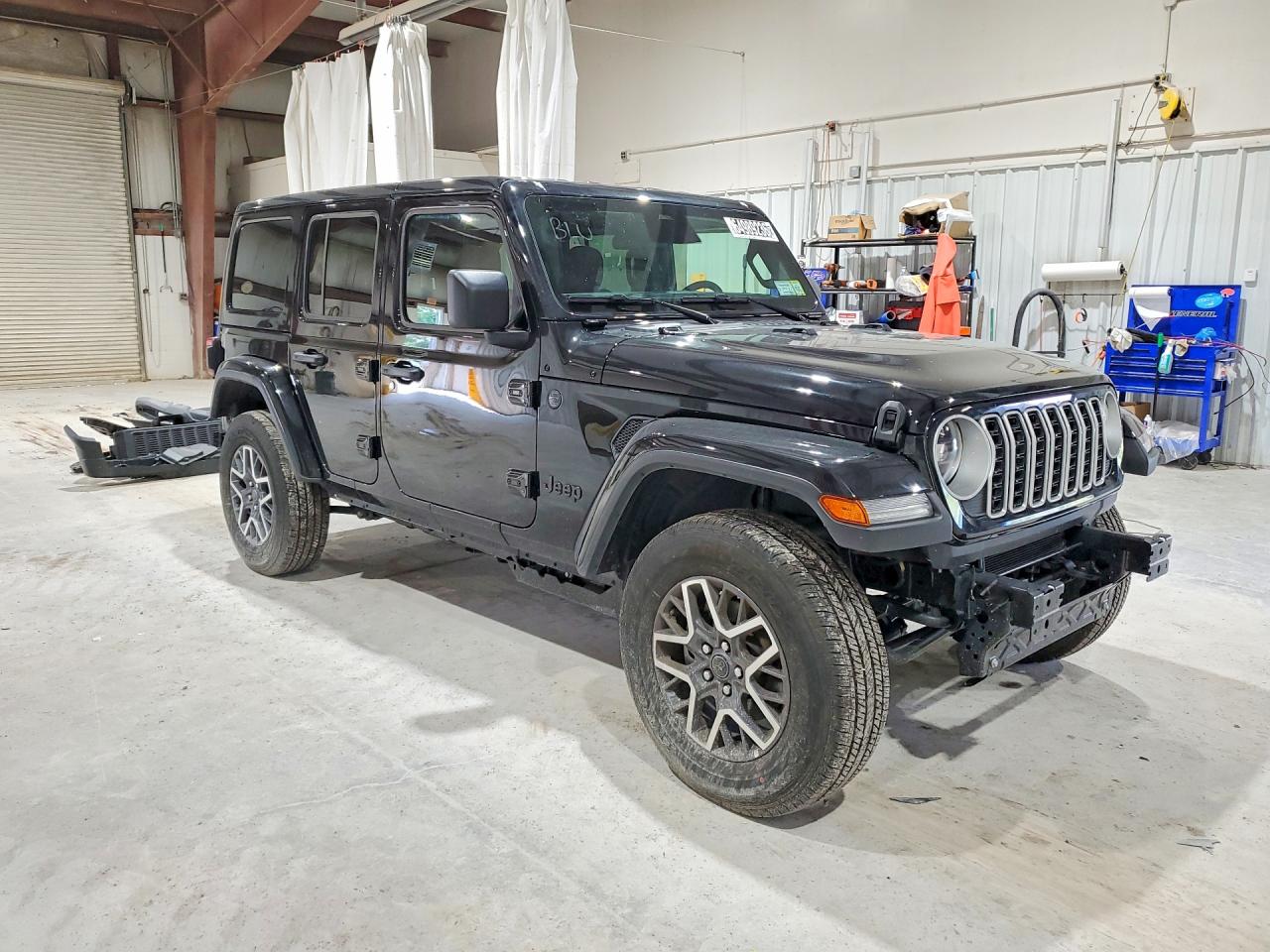 2026 JEEP WRANGLER SAHARA — снимка 4