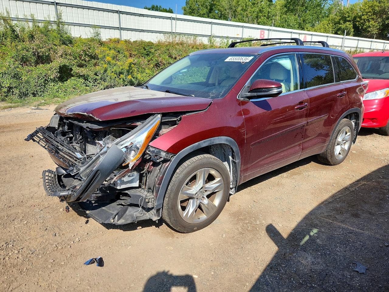 2015 TOYOTA HIGHLANDER LIMITED
