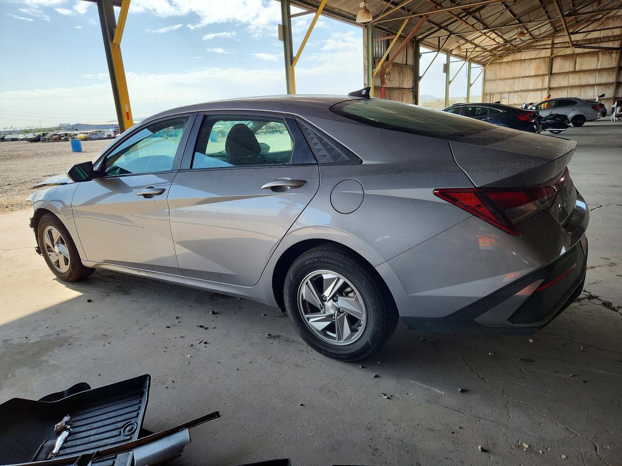 2025 HYUNDAI ELANTRA SE — снимка 2