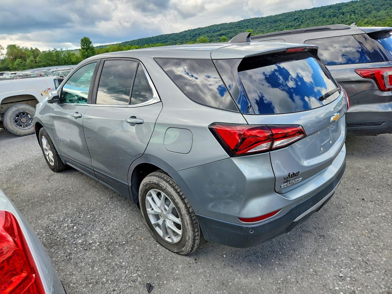 2024 CHEVROLET EQUINOX LT — снимка 2
