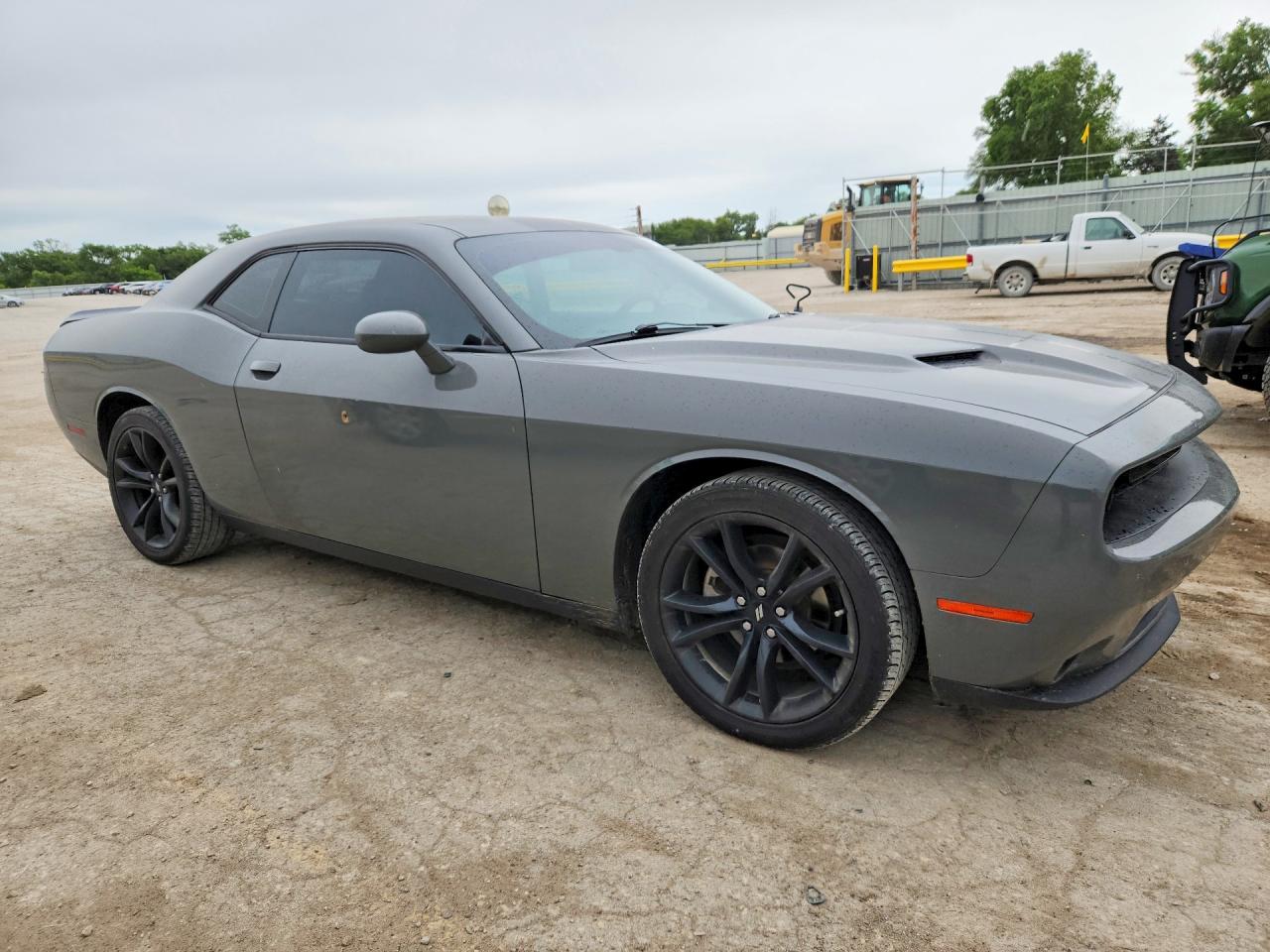 2017 DODGE CHALLENGER SXT — снимка 4