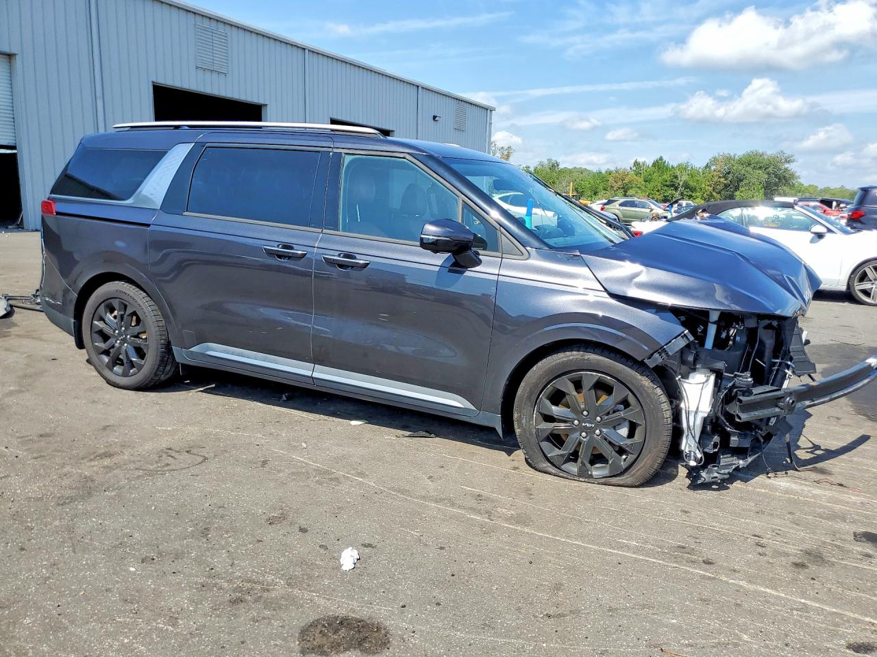 2023 KIA CARNIVAL SX — снимка 4