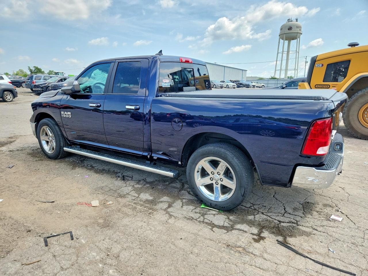 2018 RAM 1500 SLT — снимка 2