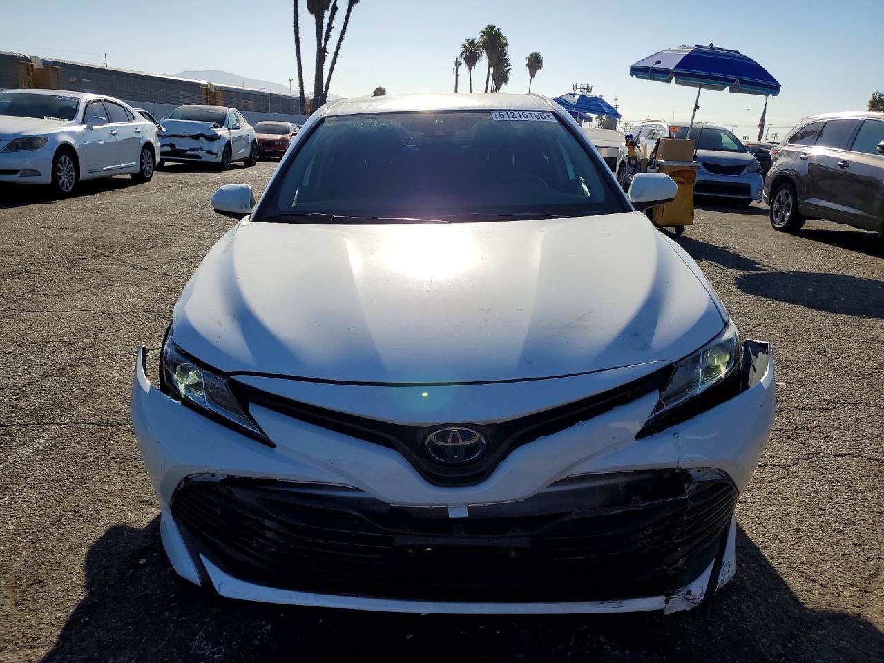 2020 TOYOTA CAMRY LE — снимка 5