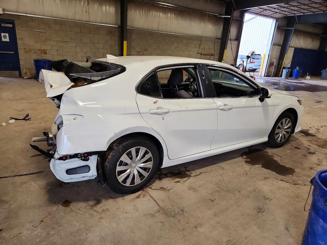 2024 TOYOTA CAMRY LE — снимка 3