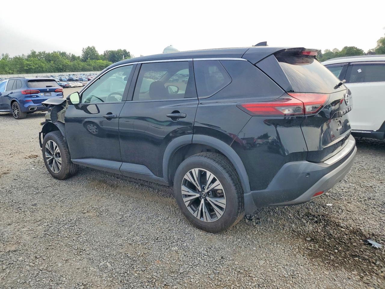2021 NISSAN ROGUE SV — снимка 2