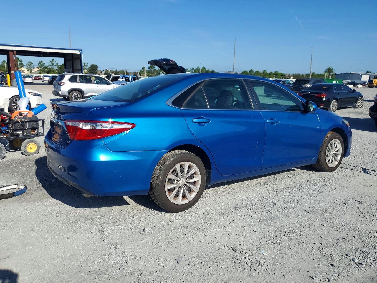 2017 TOYOTA CAMRY SE — снимка 3