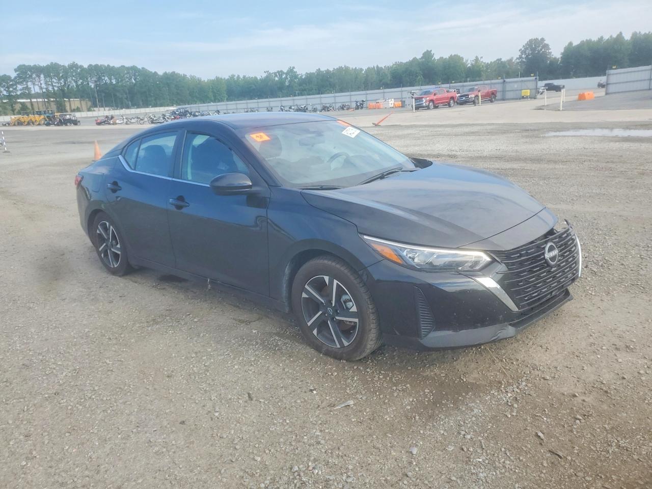 2024 NISSAN SENTRA SV — снимка 4