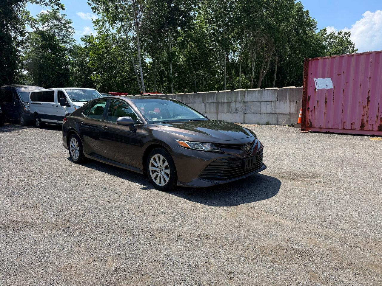 2018 TOYOTA CAMRY LE