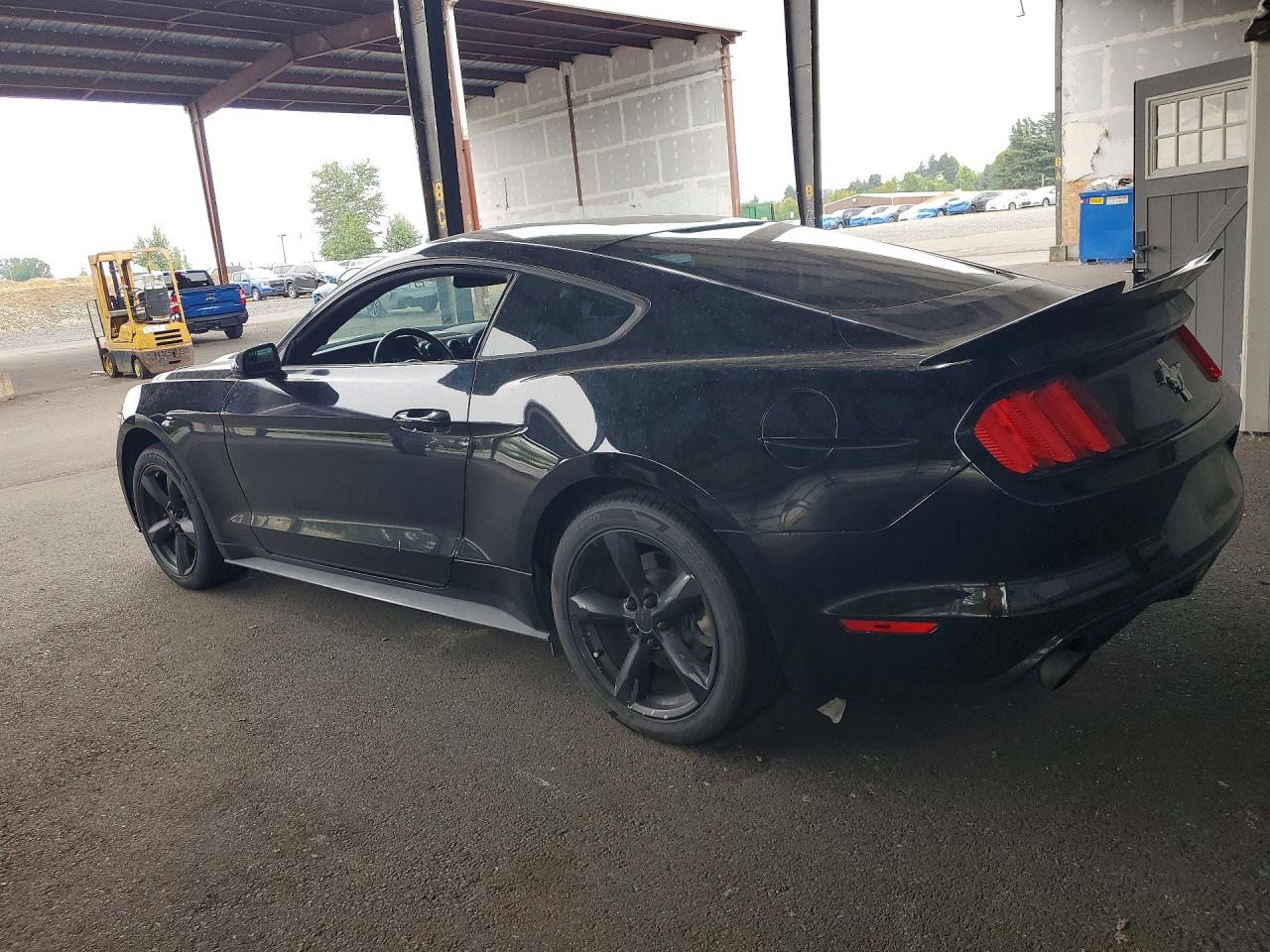 2015 FORD MUSTANG BASE — снимка 2