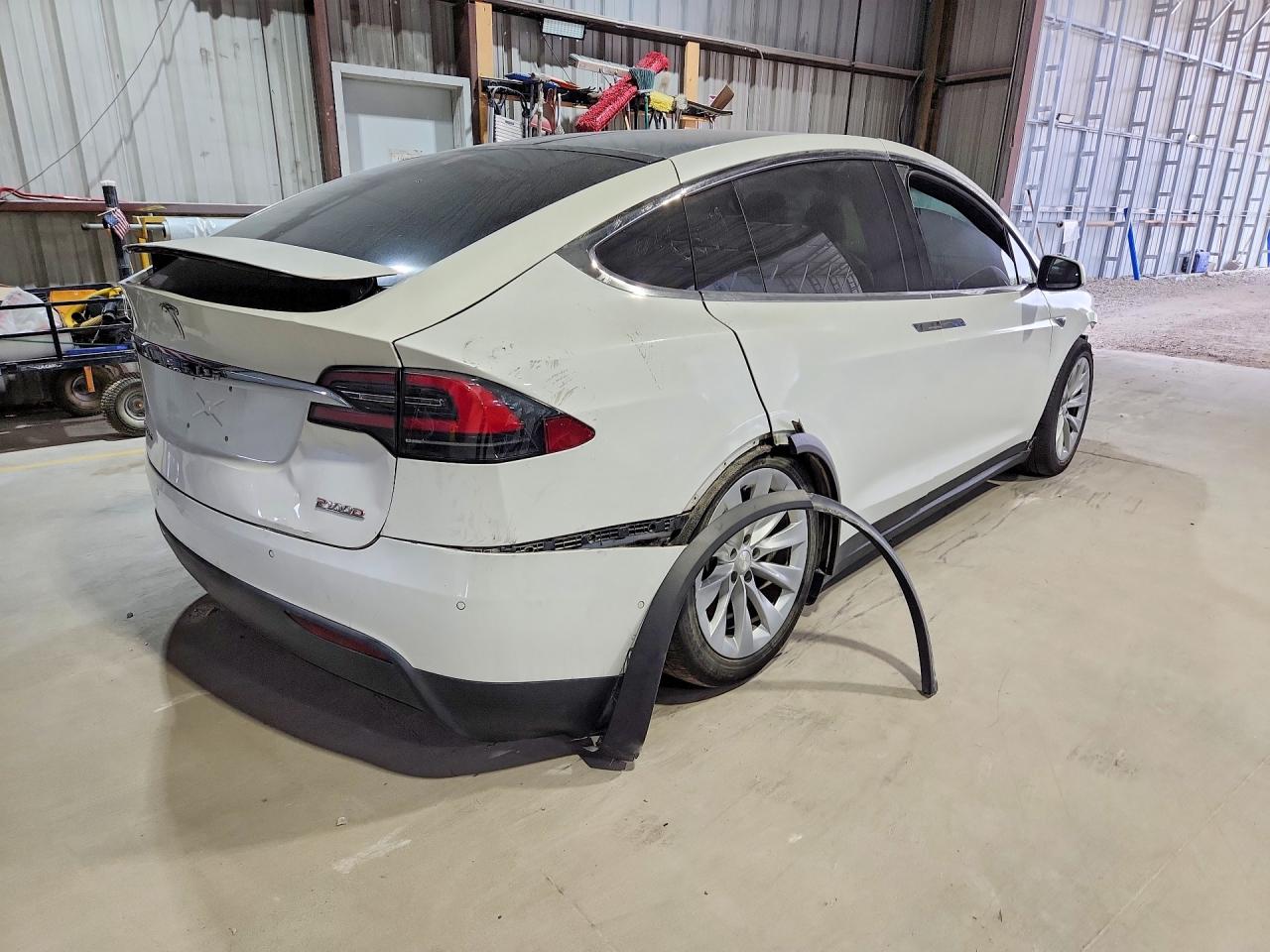 2016 TESLA MODEL X — снимка 3
