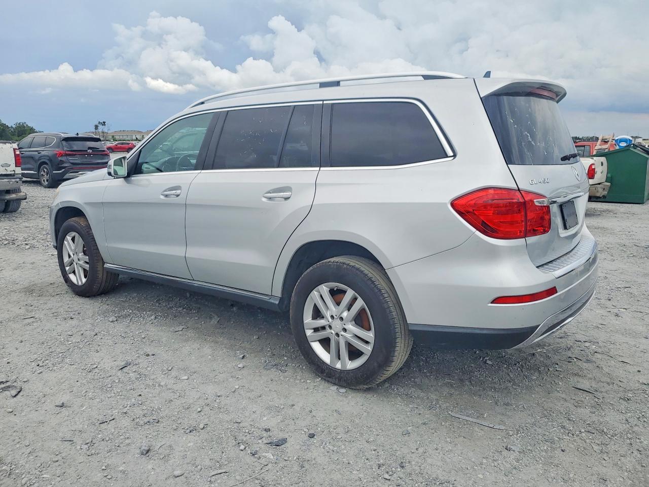 2016 MERCEDES-BENZ GL 450 4MATIC — снимка 2