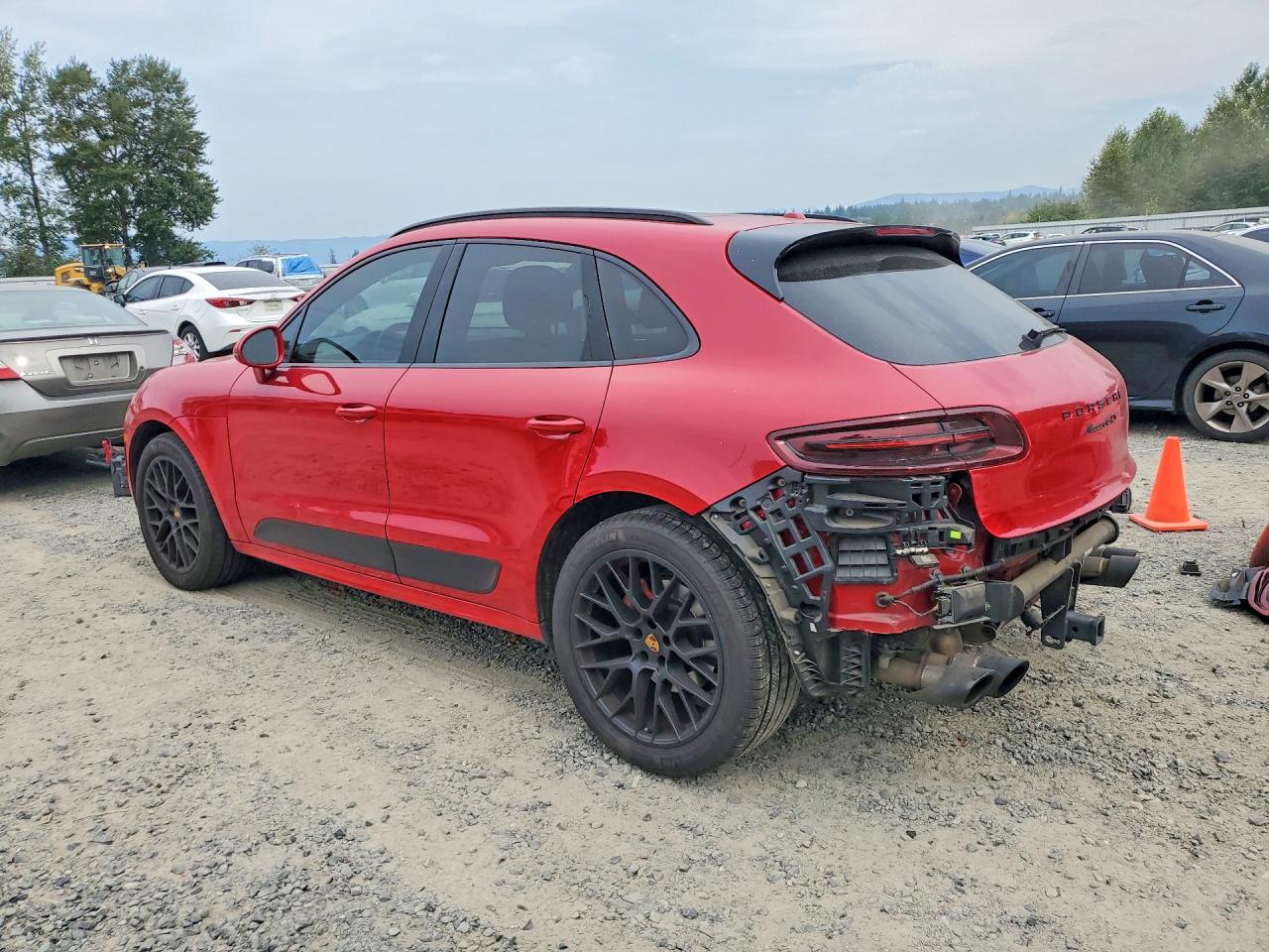 2017 PORSCHE MACAN GTS — снимка 2