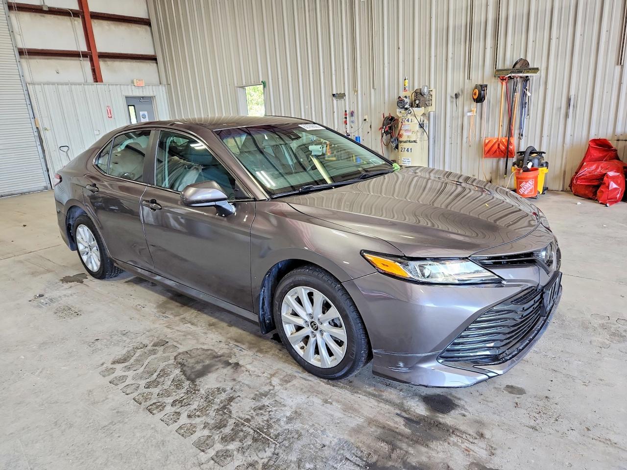 2020 TOYOTA CAMRY LE — снимка 4