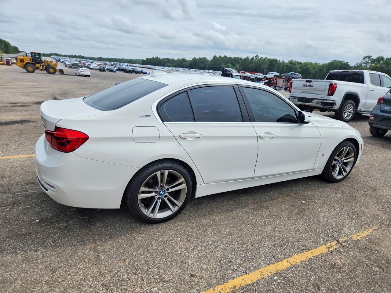 2018 BMW 330E — снимка 3