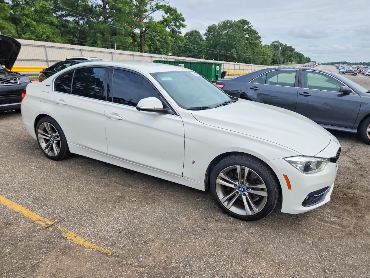 2018 BMW 330E — снимка 4