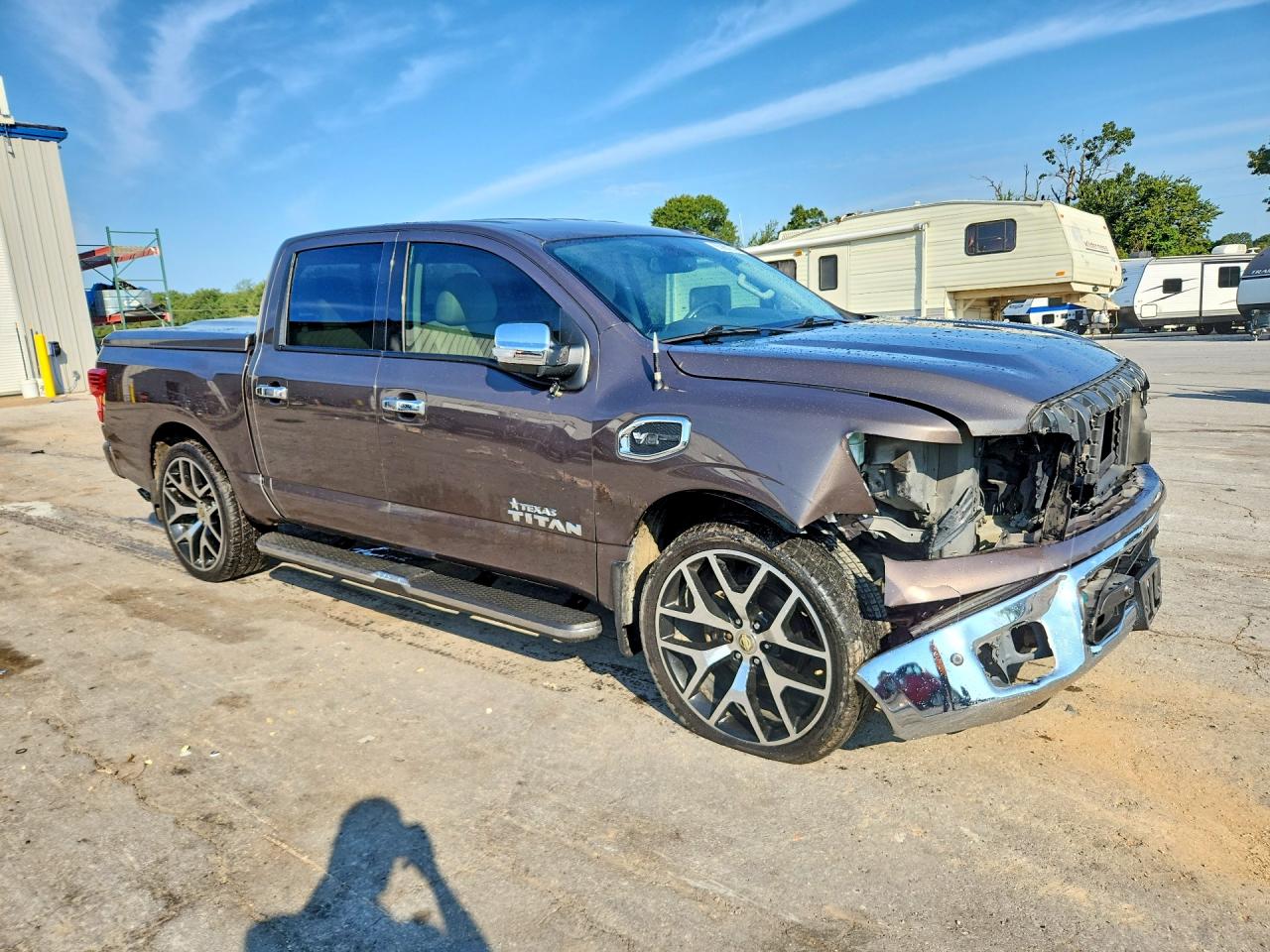 2017 NISSAN TITAN SL — снимка 4