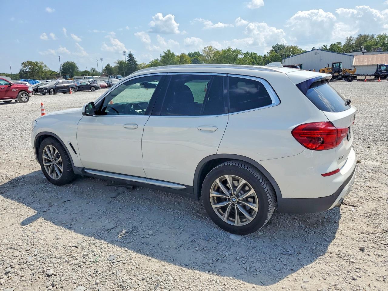2018 BMW X3 XDRIVE30I — снимка 2