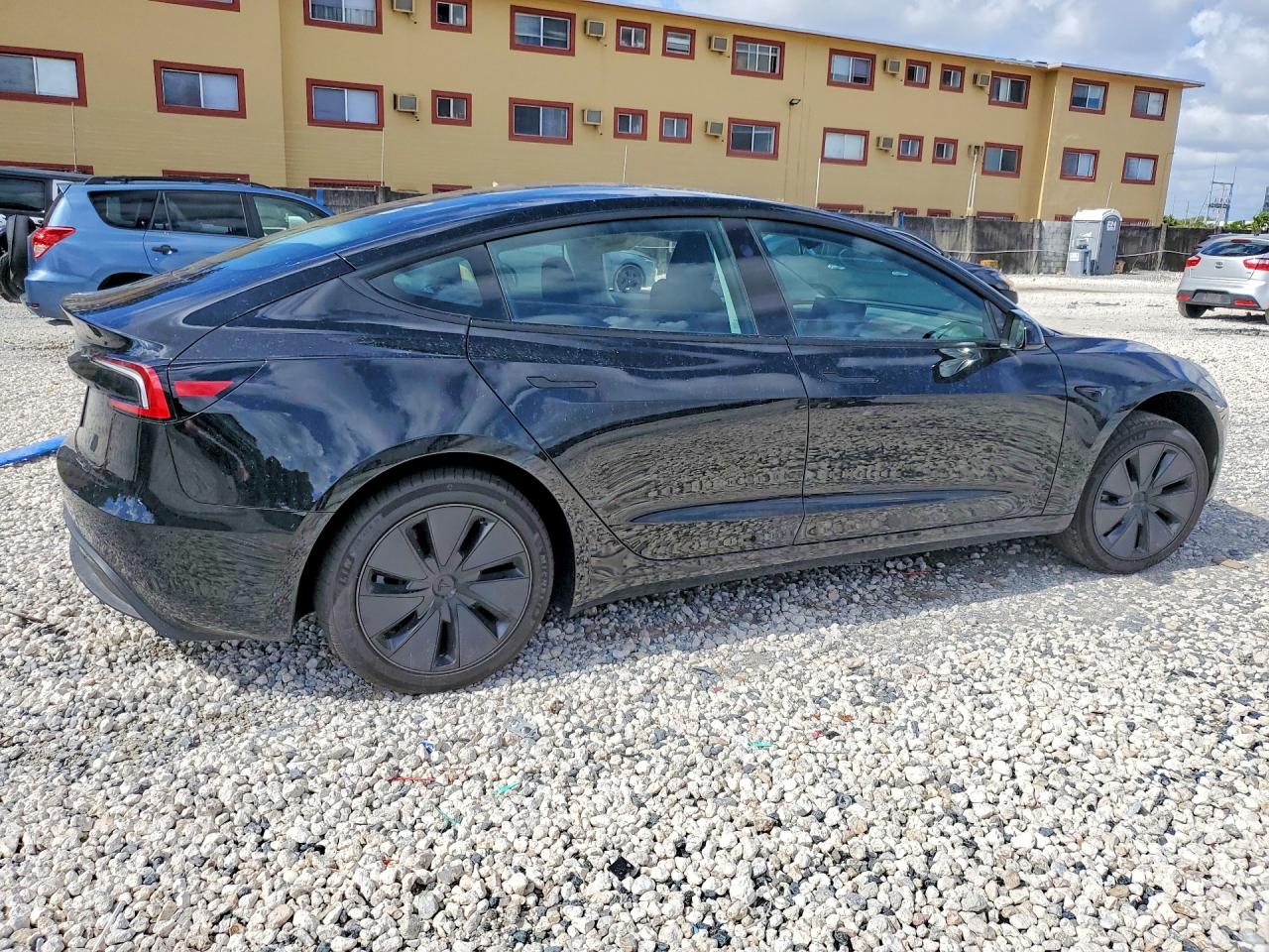 2026 TESLA MODEL 3 — снимка 3