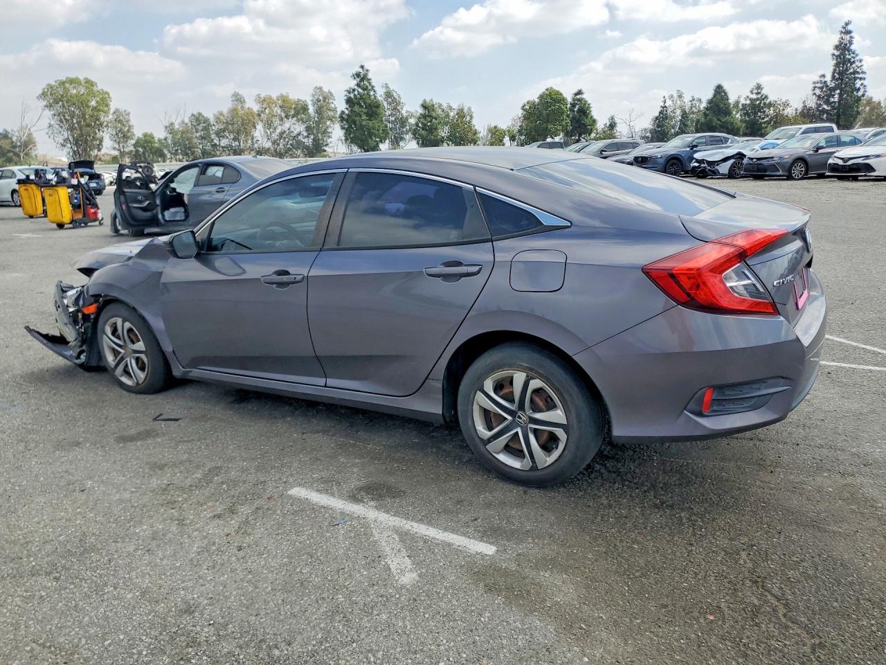 2018 HONDA CIVIC LX — снимка 2