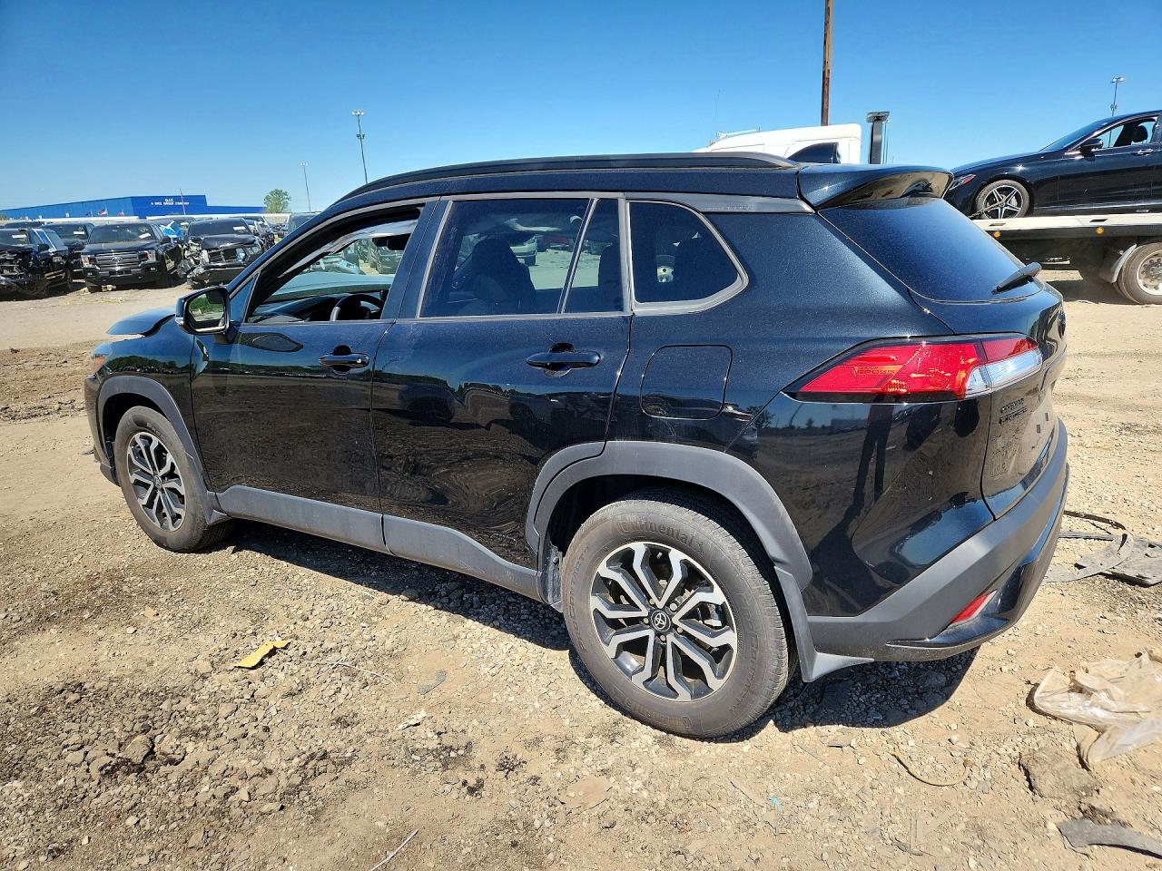 2024 TOYOTA COROLLA CROSS HYBRID SE — снимка 2