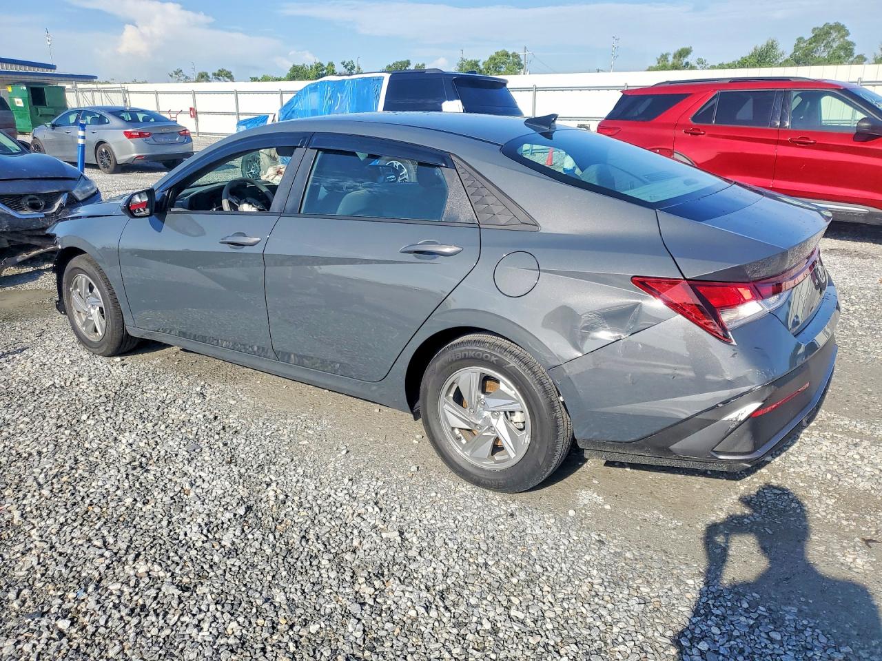 2026 HYUNDAI ELANTRA SE — снимка 2