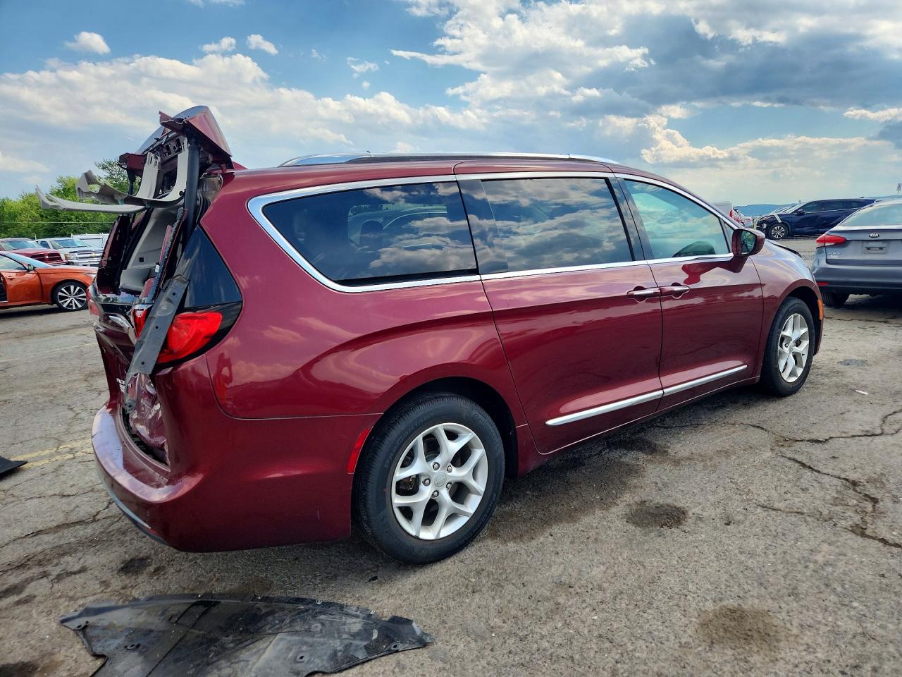 2017 CHRYSLER PACIFICA TOURING L PLUS — снимка 3