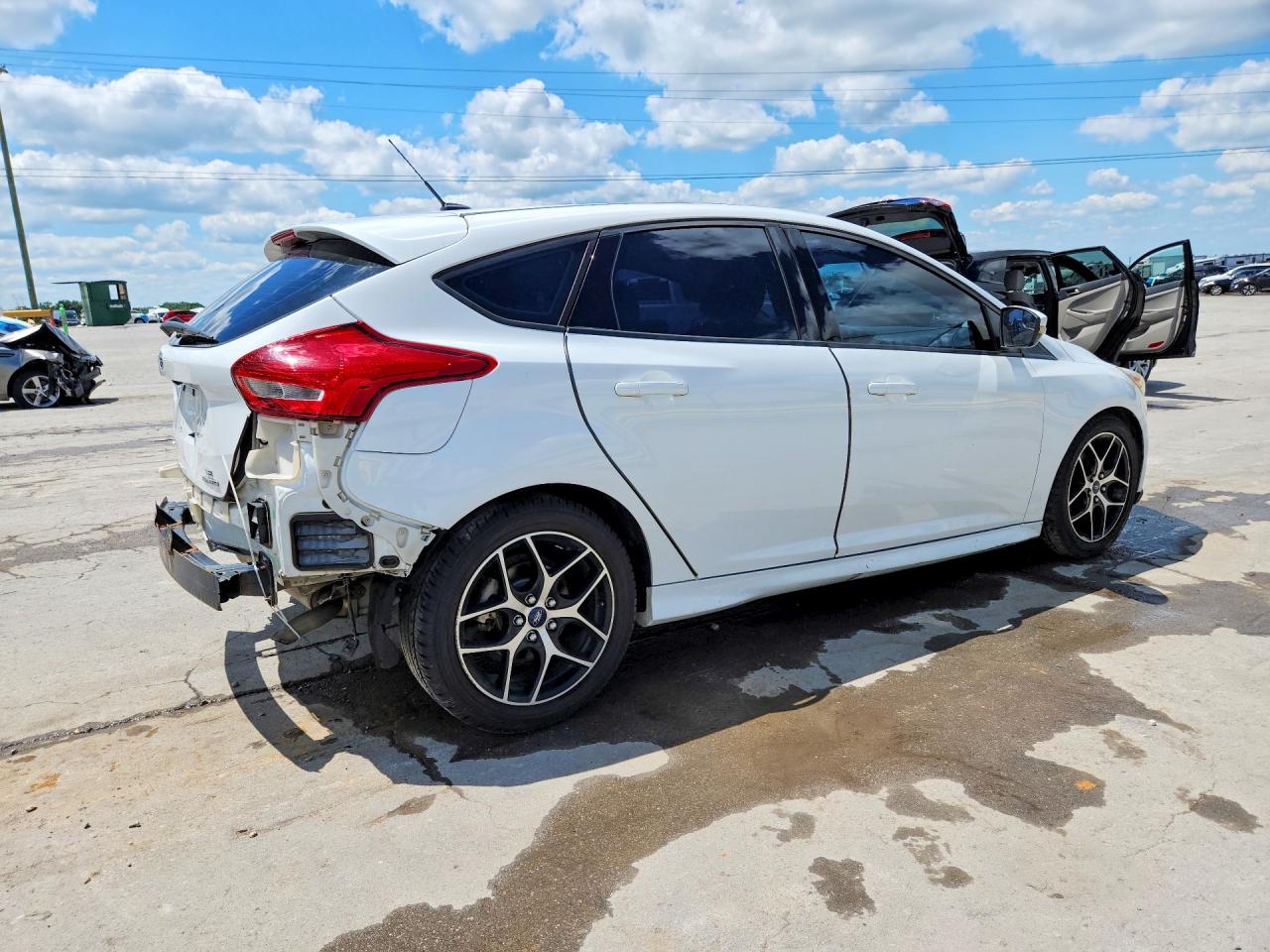 2015 FORD FOCUS SE — снимка 3