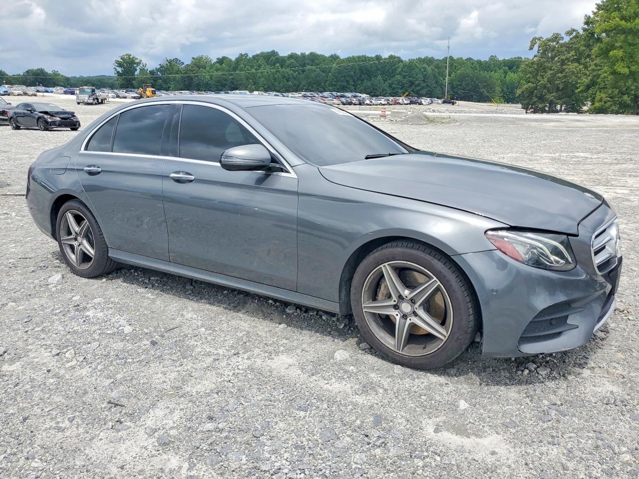 2017 MERCEDES-BENZ E 300 4MATIC — снимка 4
