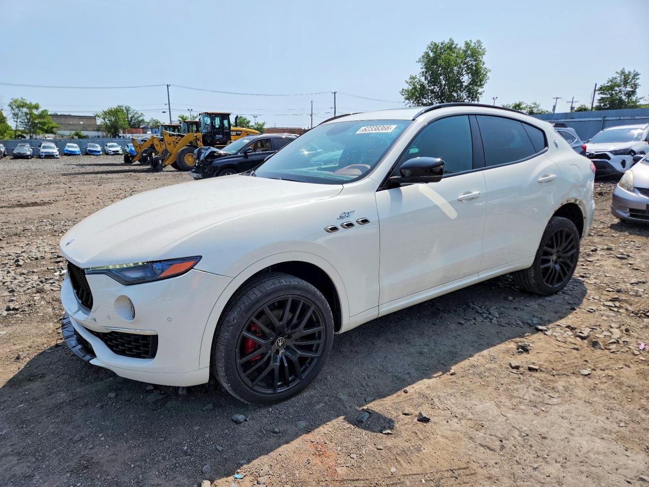 2022 MASERATI LEVANTE BASE