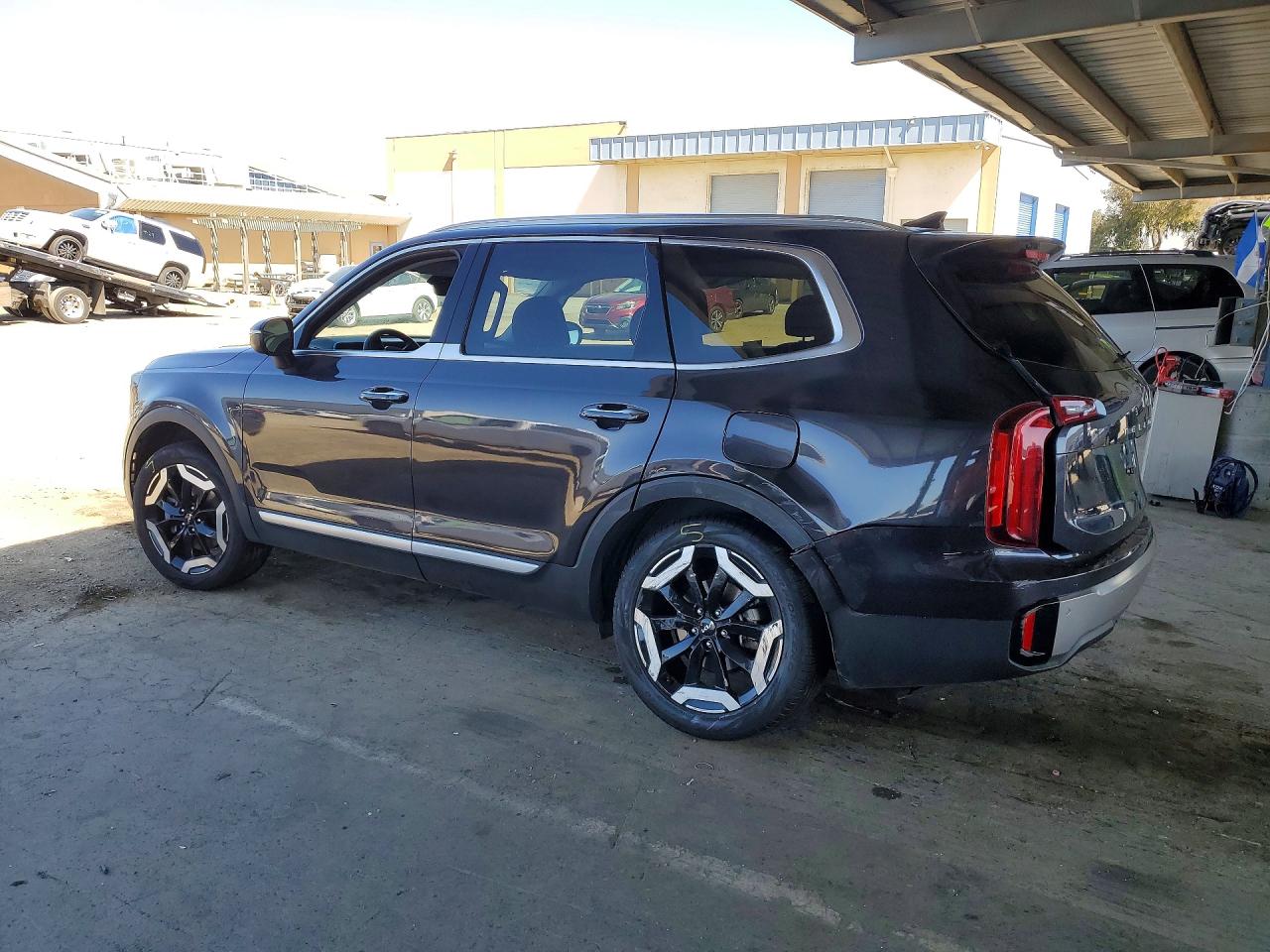 2025 KIA TELLURIDE S — снимка 2