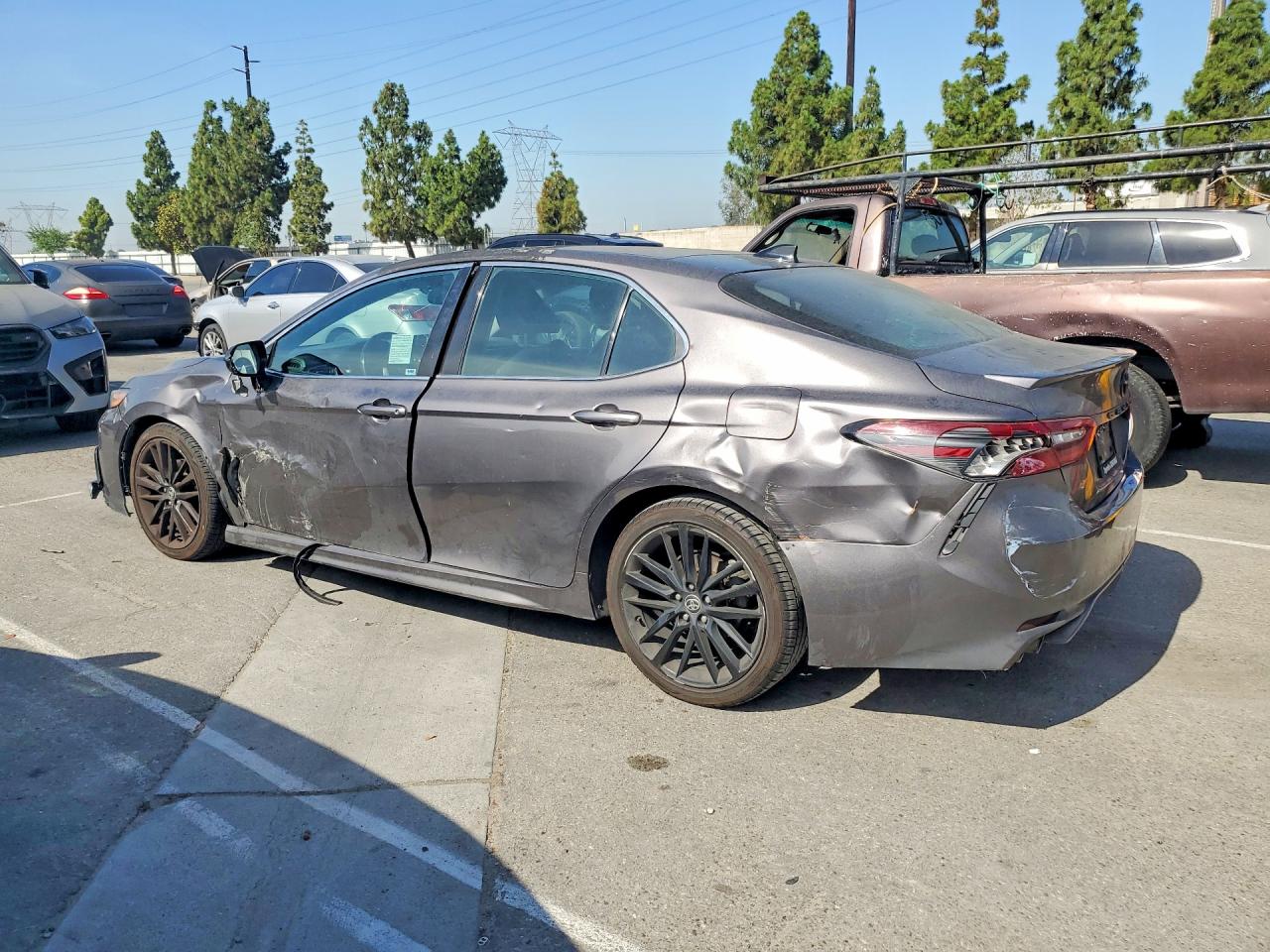 2021 TOYOTA CAMRY XSE — снимка 2