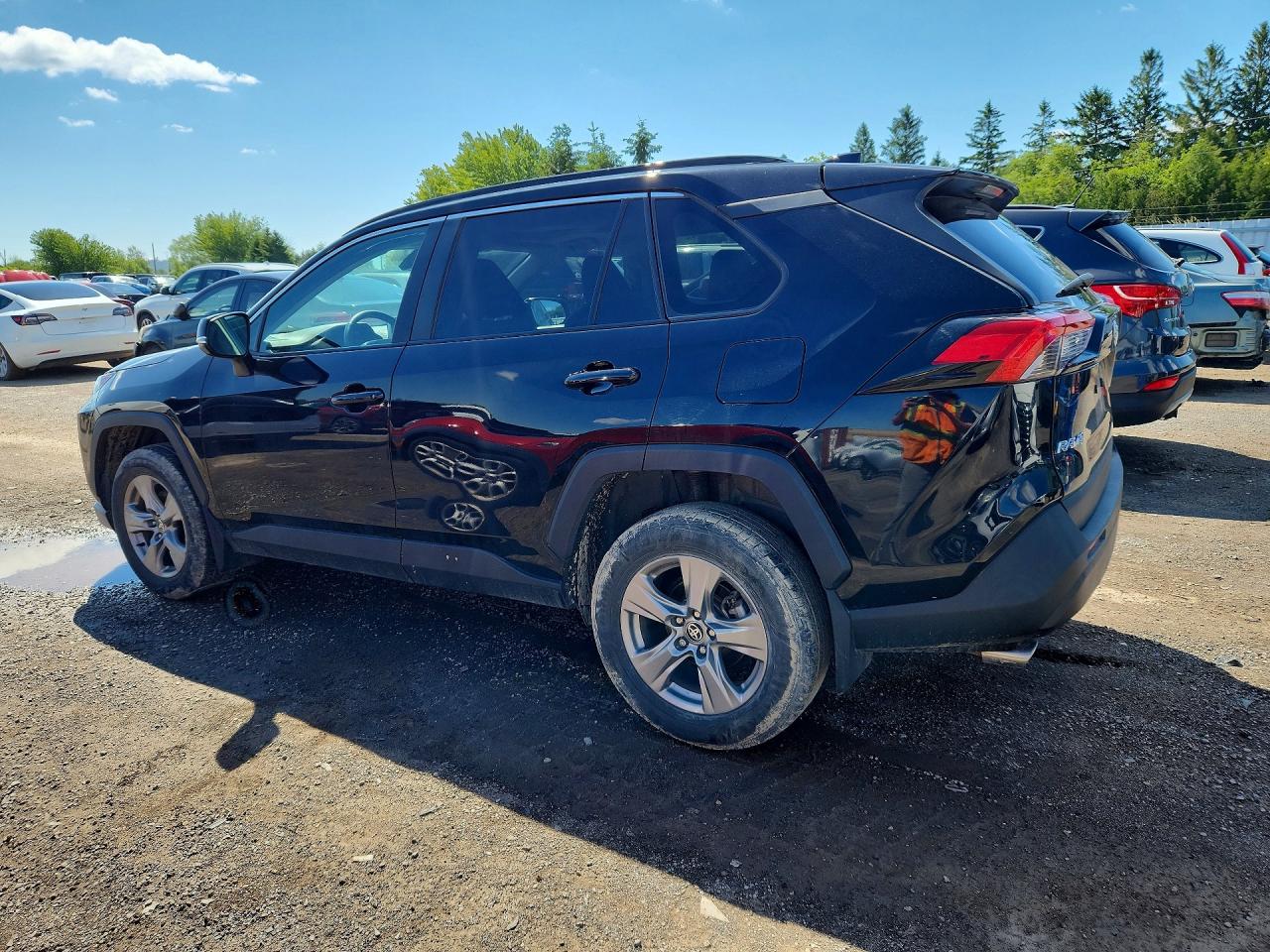 2023 TOYOTA RAV4 XLE — снимка 2