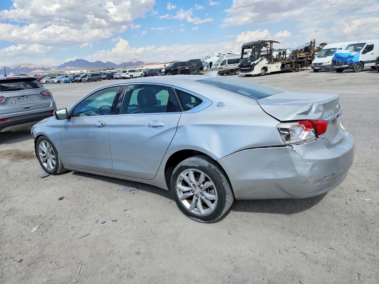 2017 CHEVROLET IMPALA LT — снимка 2