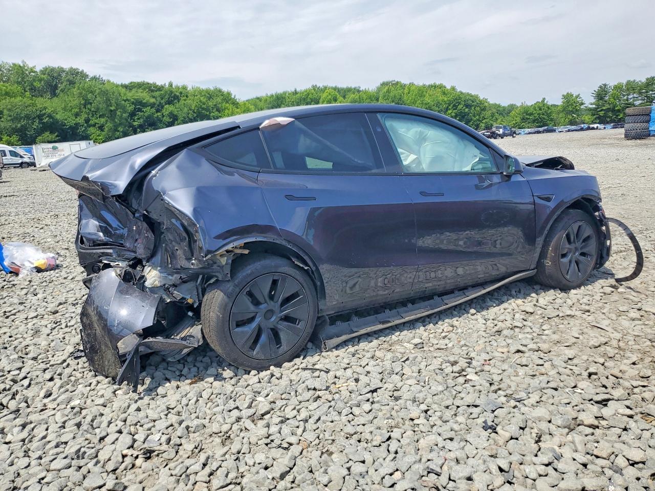 2024 TESLA MODEL Y — снимка 3