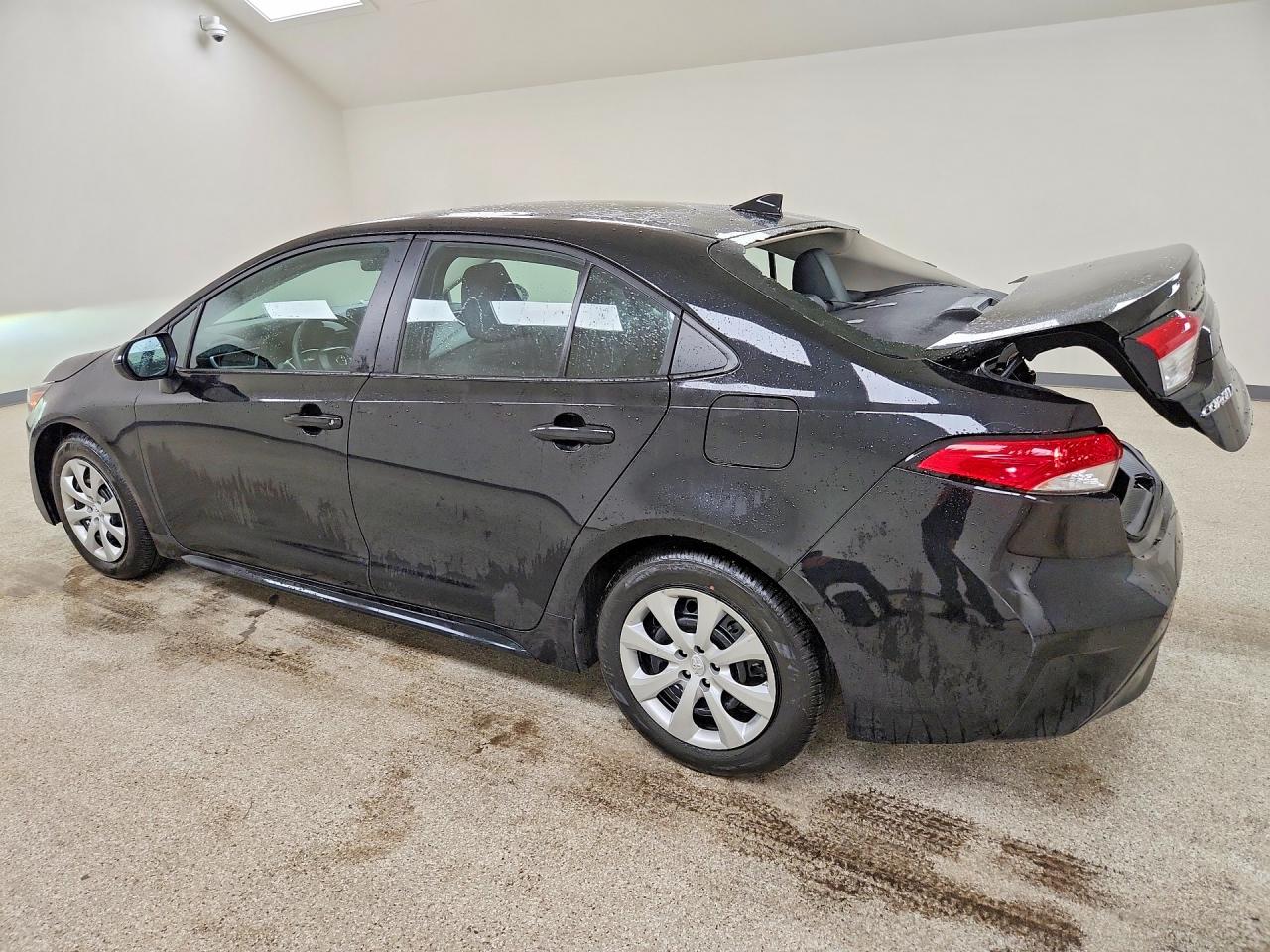2026 TOYOTA COROLLA LE — снимка 2