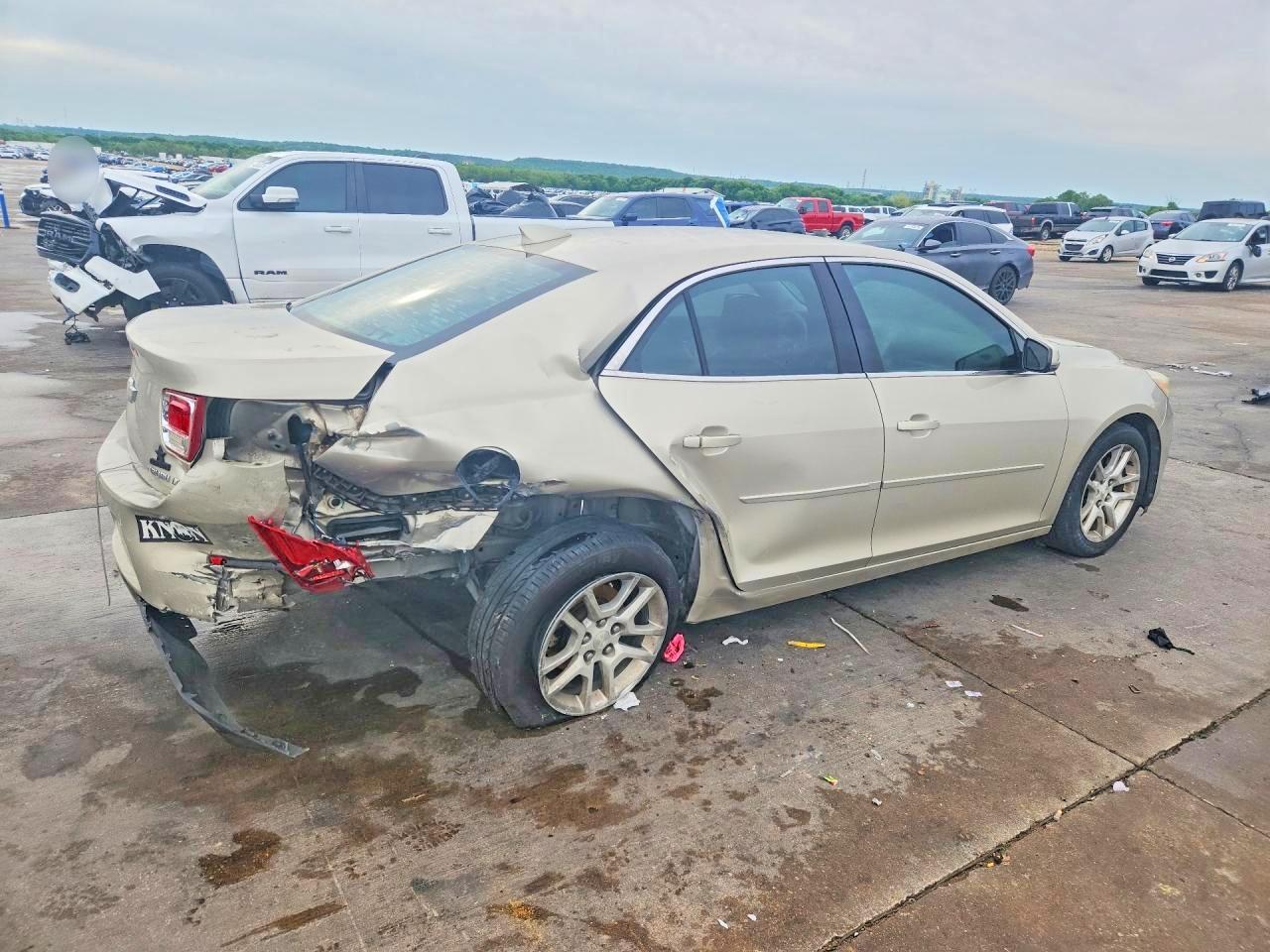 2015 CHEVROLET MALIBU 1LT — снимка 3