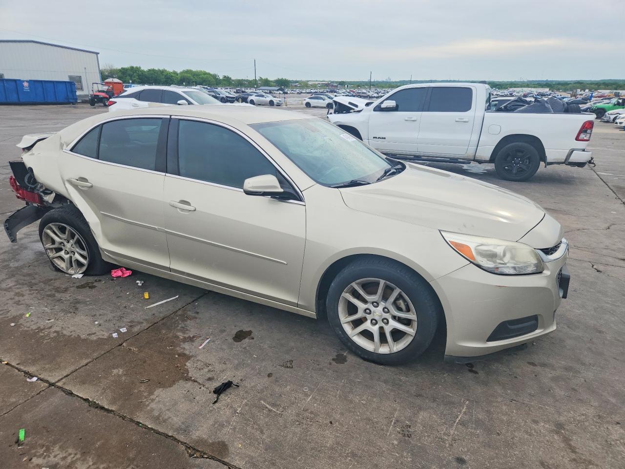 2015 CHEVROLET MALIBU 1LT — снимка 4