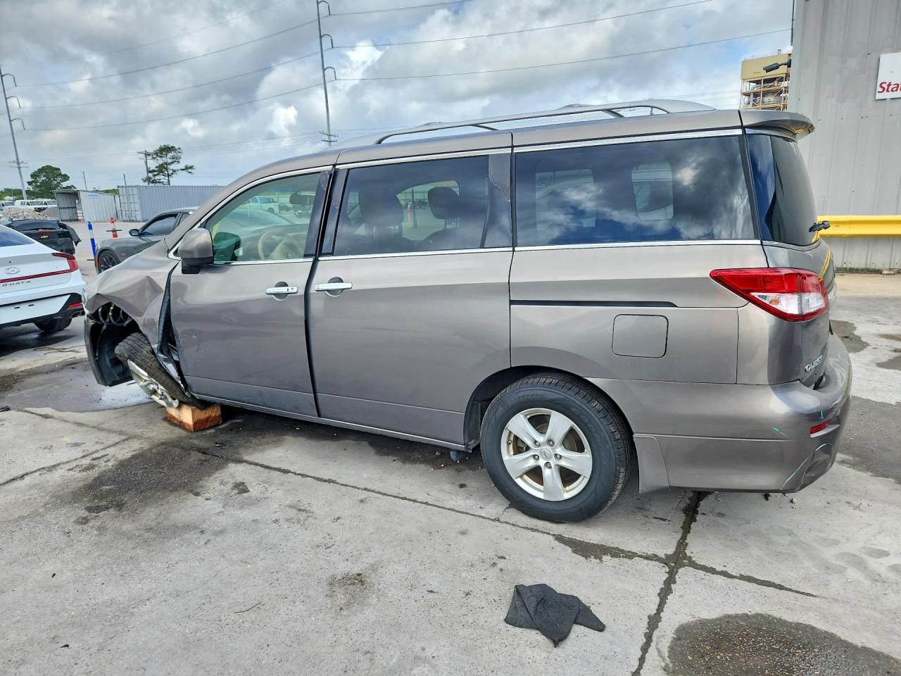 2016 NISSAN QUEST 3.5 SV — снимка 2