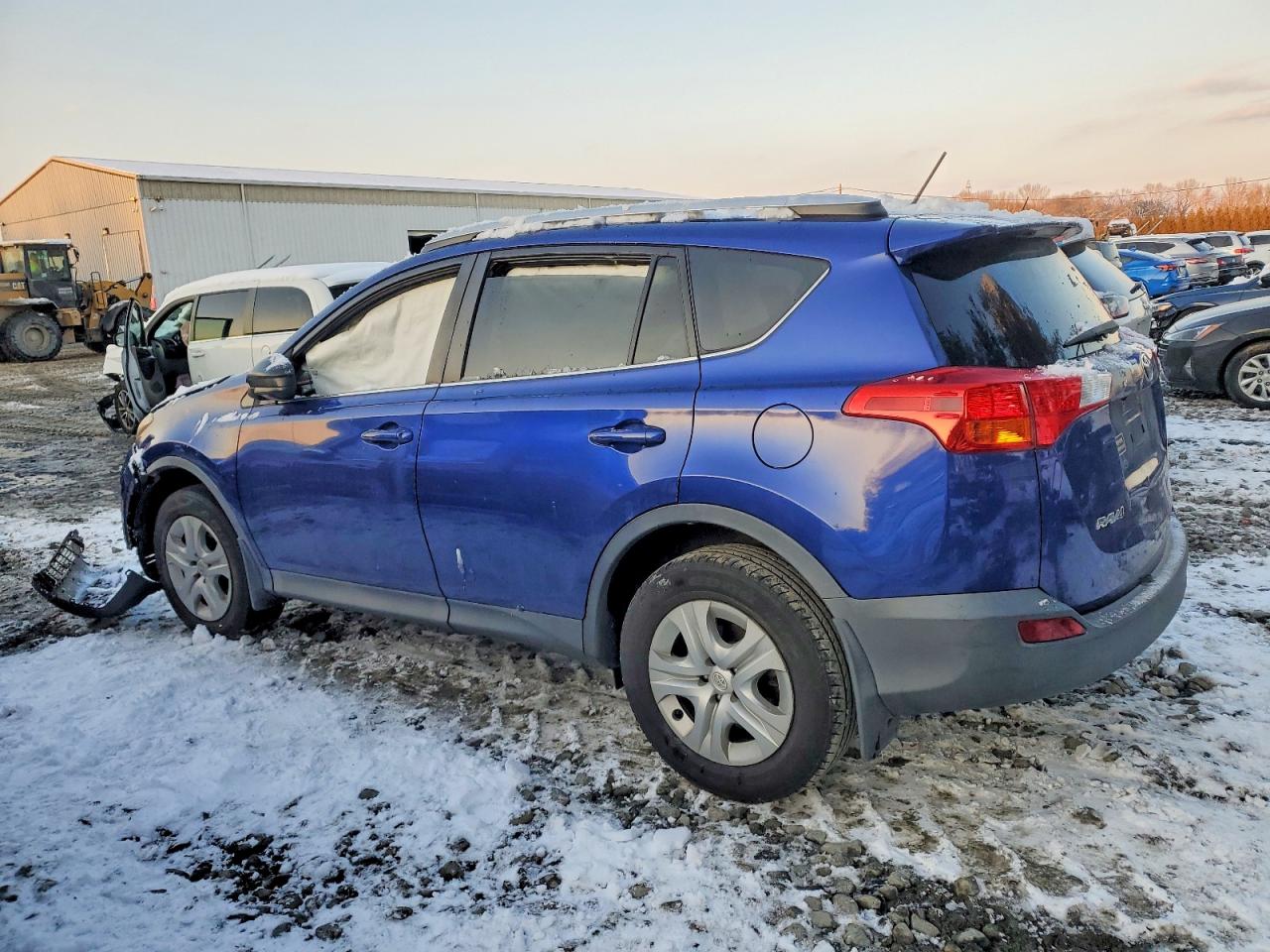 2015 TOYOTA RAV4 LE — снимка 2