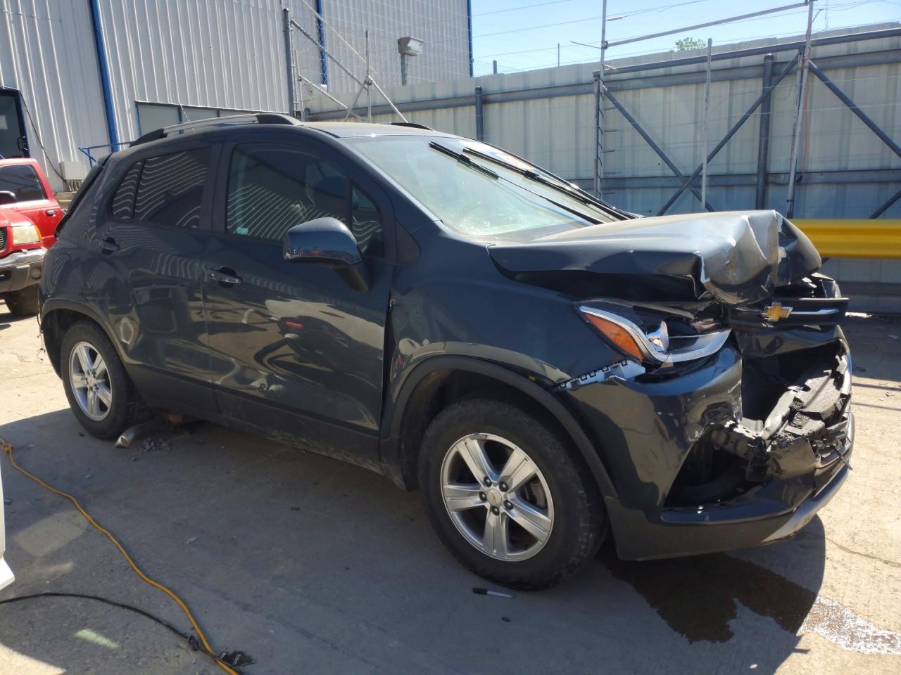 2021 CHEVROLET TRAX 1LT — снимка 4