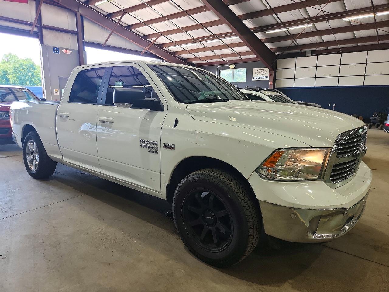 2019 RAM 1500 CLASSIC SLT — снимка 4
