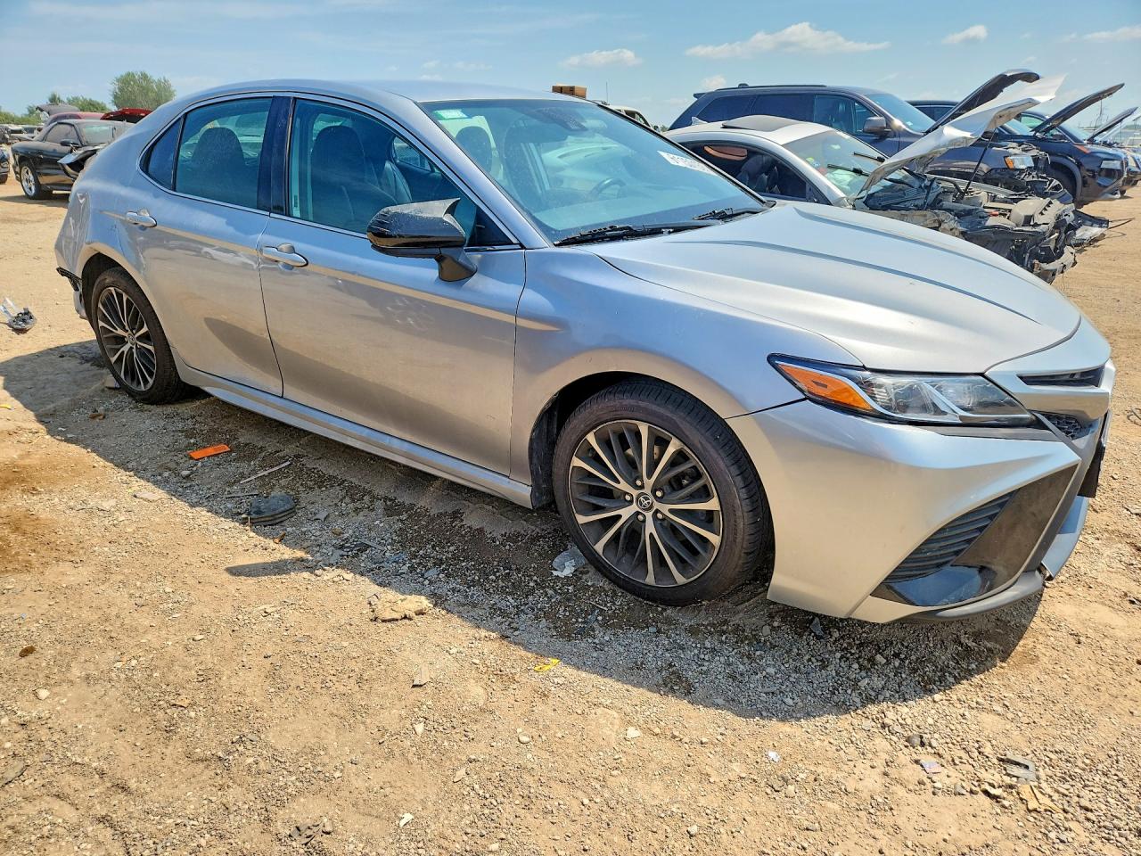 2020 TOYOTA CAMRY SE — снимка 4