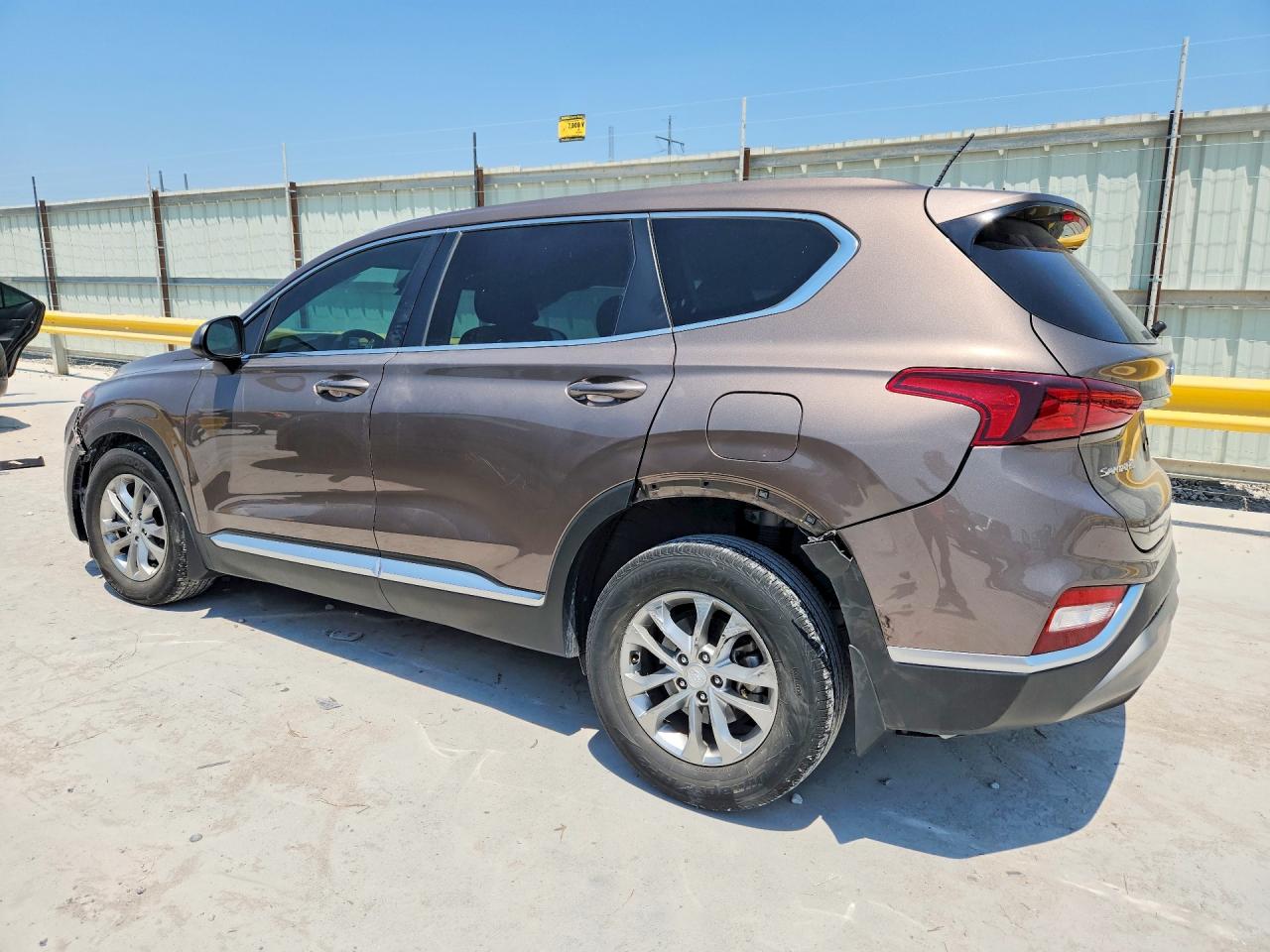 2020 HYUNDAI SANTA FE SE — снимка 2