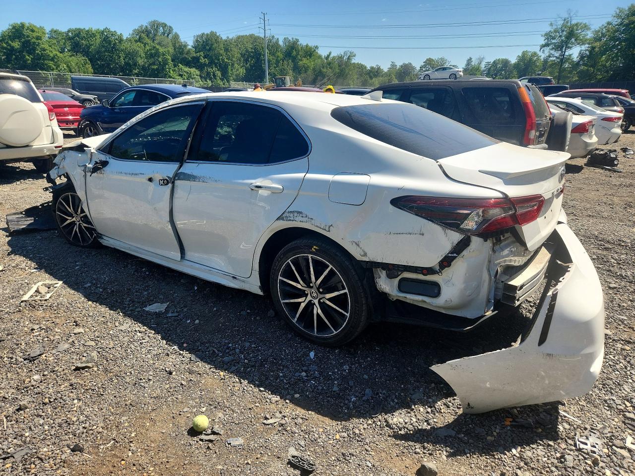 2021 TOYOTA CAMRY SE — снимка 2